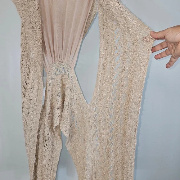 BCBGMAXAZRIA Knit crochet Cover. topper XL - Picture 3 of 7